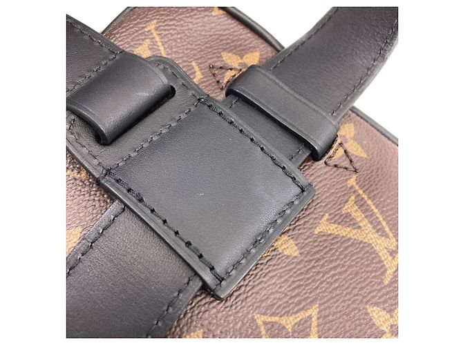 Louis Vuitton M44428 Utility Side Bag Monogramma - vista 11