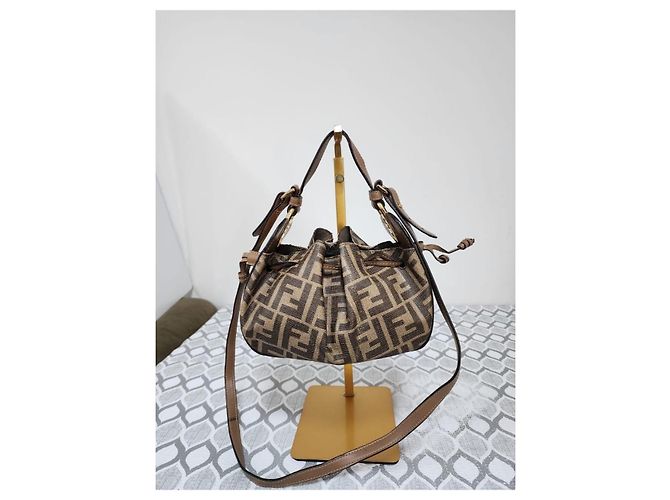 Fendi Pomodorino Mini Borsa a Secchiello Zucca Marrone - vista 16