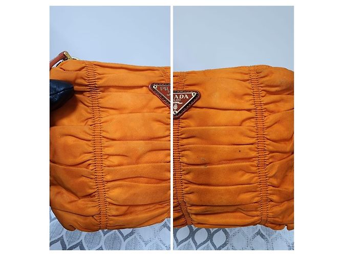 Prada Tessuto Gaufre Clutch in Nylon Arancione - vista 8