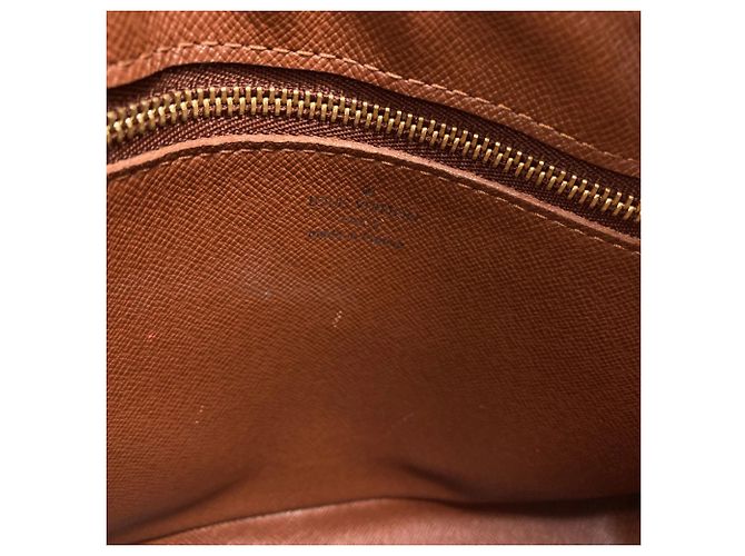 Borsa a Spalla Louis Vuitton Trocadero PM Monogramma - vista 9