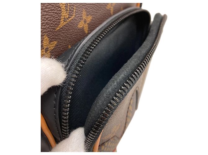 Louis Vuitton N40379 Amazon Sling Bag Monogramma - vista 10
