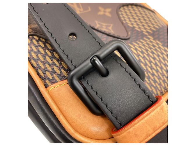 Louis Vuitton N40379 Amazon Sling Bag Monogramma - vista 14