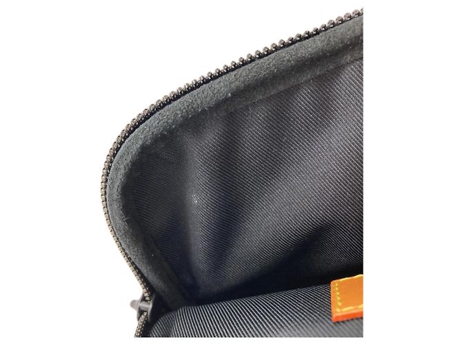 Louis Vuitton N40379 Amazon Sling Bag Monogramma - vista 9