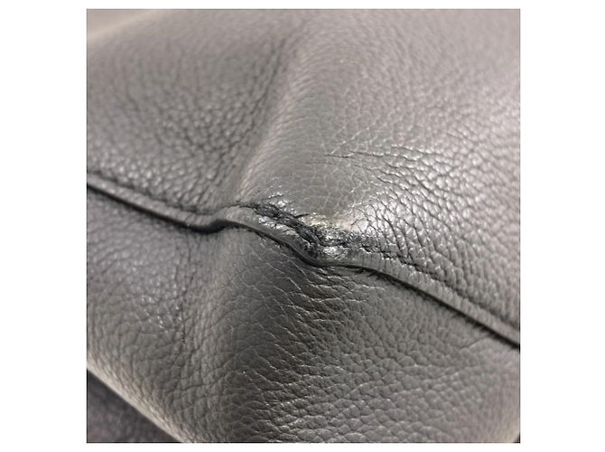 Borsa Louis Vuitton Lockme Cartable Nero - vista 23