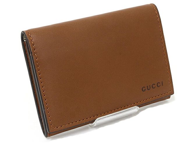 Tarjetero Gucci GG Emblem Castaño - vista 2