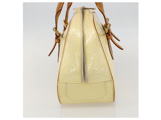 Louis Vuitton Summit Drive Monogram Vernis Giallo - vista 3