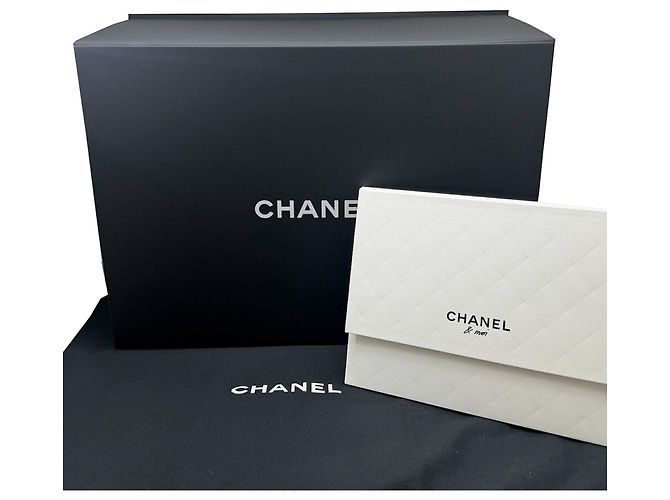 CHANEL Matelassé 22 Small Handbag Schwarz - Ansicht 12