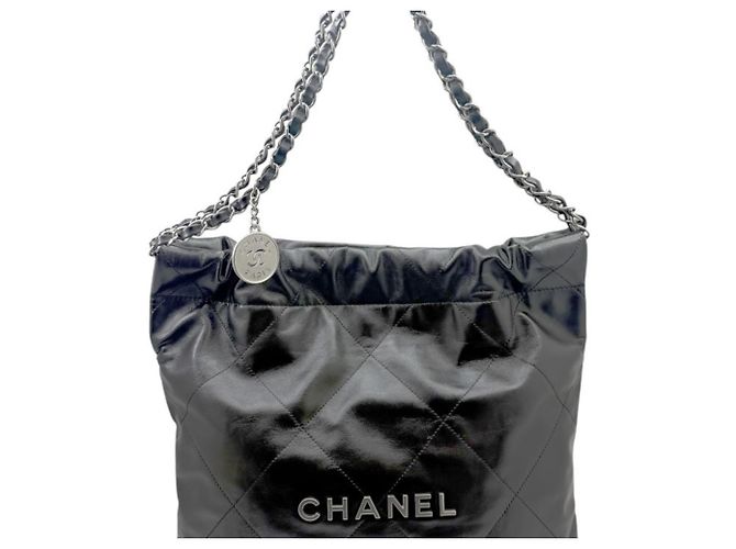 CHANEL Matelassé 22 Small Handbag Schwarz - Ansicht 4
