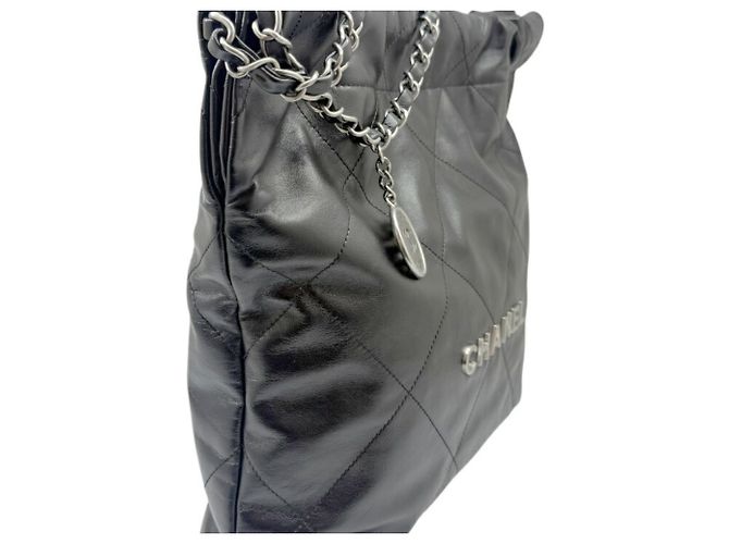 CHANEL Matelassé 22 Small Handbag Schwarz - Ansicht 5