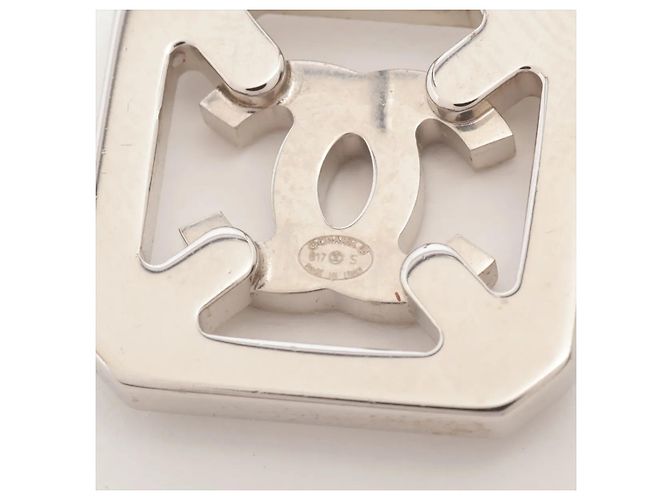 Orecchini Huggie Chanel Coco Crush in oro giallo 18K Argento - vista 5