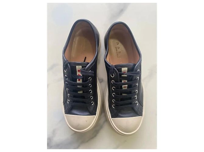 Marni Sneakers Platform in Pelle Nero Bianco - vista 2