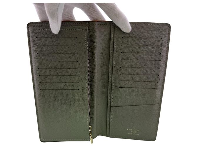 Brazza Louis Vuitton Green Canvas Long Wallet - view 5