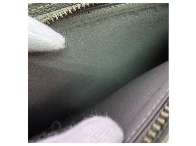 Brazza Louis Vuitton Green Canvas Long Wallet - view 8