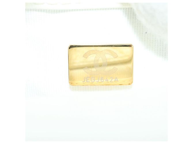 CHANEL Matelasse Chain Shoulder Bag Leather 2way White Gold CC Auth 179581SAM Bianco D'oro - vista 11