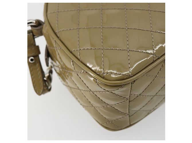 Borsa Salvatore Ferragamo Vala Chain in pelle vernice Silver Beige Auth 179215A Argento - vista 16