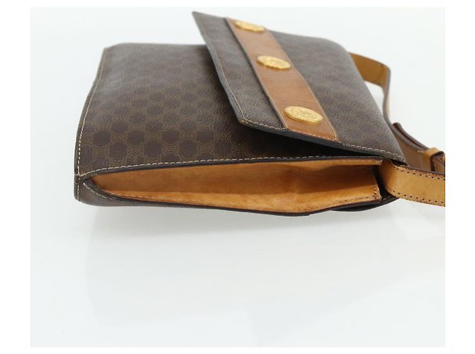 Céline CELINE Borsa a Spalla Macadam Canvas Medallion PVC Pelle Marrone Oro Auth ep14618 D'oro - vista 4