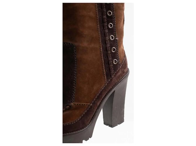 Yves Saint Laurent Botas marrones Castaño - vista 5