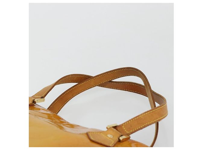 LOUIS VUITTON Borsa Monogram Vernis Houston Beige M91004 LV Auth 179150 - vista 8