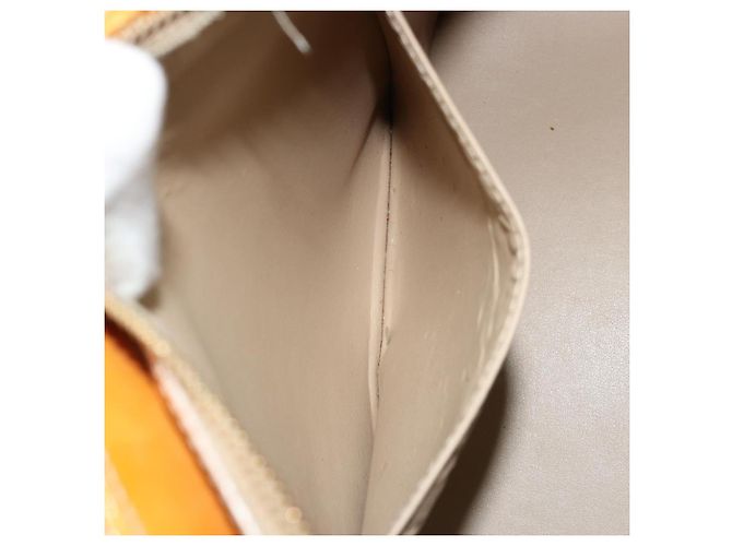 LOUIS VUITTON Borsa a mano Monogram Vernis Houston Beige M91004 LV Auth 179151 - vista 24
