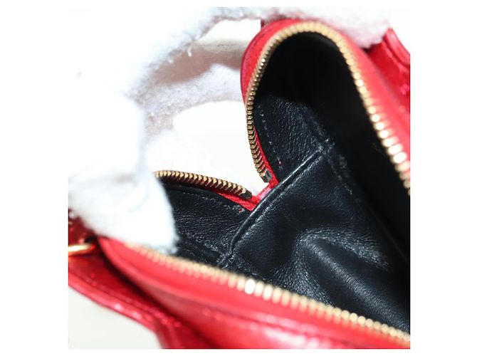 Borsa a Spalla SAINT LAURENT Love Heart Chain in Pelle Rossa e Oro Auth 179049V Rosso D'oro - vista 21