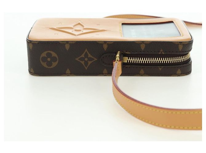 LOUIS VUITTON Monogram Music Player Wearable Wallet Bag M14063 LV Auth 177363SAM Monogramma - vista 4