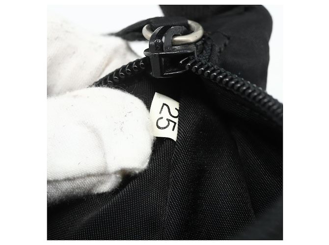 Borsa a mano Pouch PRADA Nylon Nero Argento Auth 178743 - vista 12