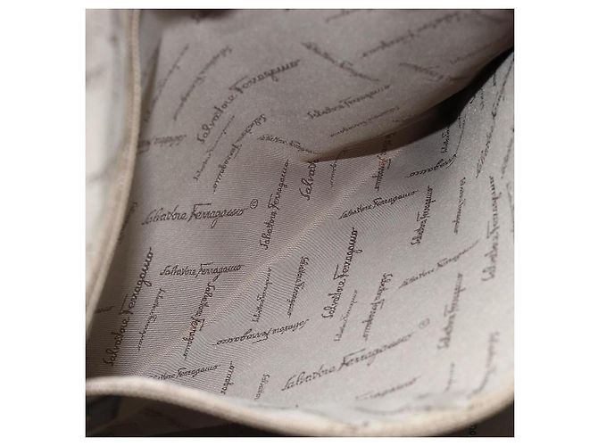 Borsa Tote Salvatore Ferragamo in nylon marrone e oro Auth 179217A D'oro - vista 21