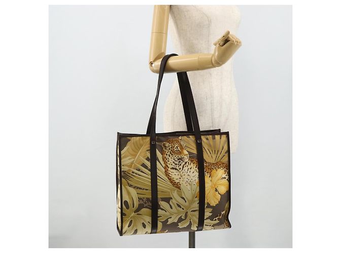 Borsa Tote Salvatore Ferragamo in nylon marrone e oro Auth 179217A D'oro - vista 22