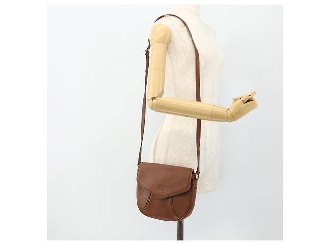 Borsa a Spalla Burberry in Pelle Marrone Oro Auth 180067 D'oro - vista 22
