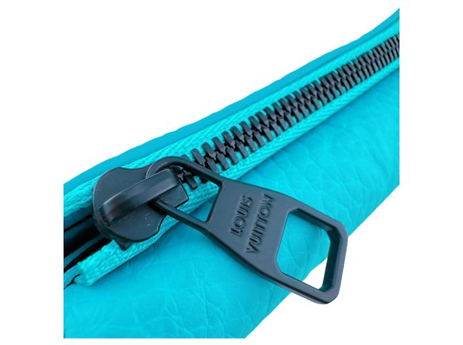 Cartera tríptico Louis Vuitton en azul - vista 11