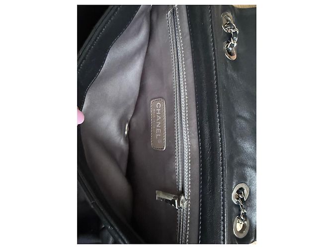 Borsa Chanel Classic Flap in pelle di agnello nera Nero - vista 7