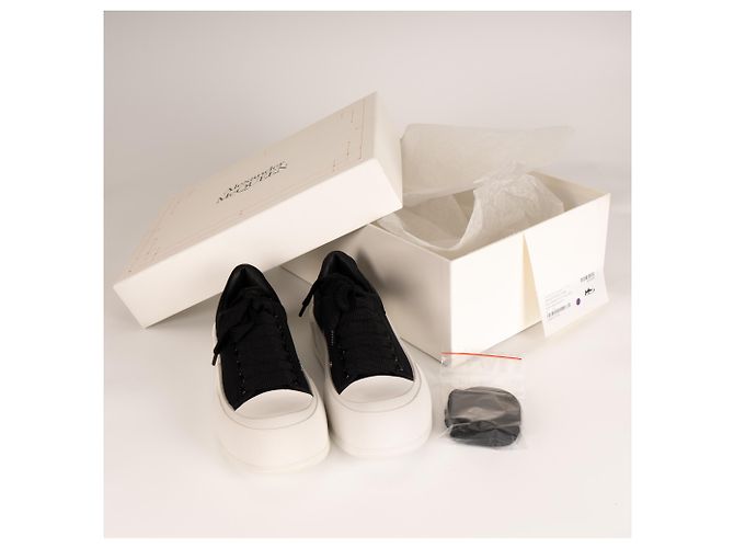 Alexander McQueen Deck Lace-Up Plimsoll Canvas Black White Mujer EU 36 Negro Blanco - vista 2
