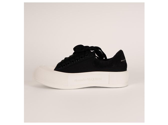 Alexander McQueen Deck Lace-Up Plimsoll Canvas Black White Mujer EU 36 Negro Blanco - vista 4