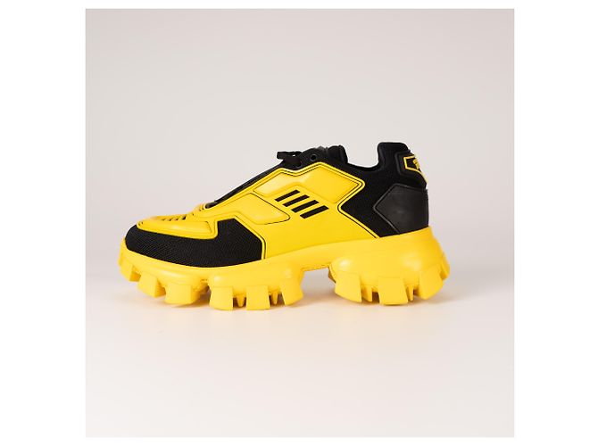 Tênis Cloudbust Thunder Knit Prada Amarelo Preto Masculino EU 39.5 - vista 3