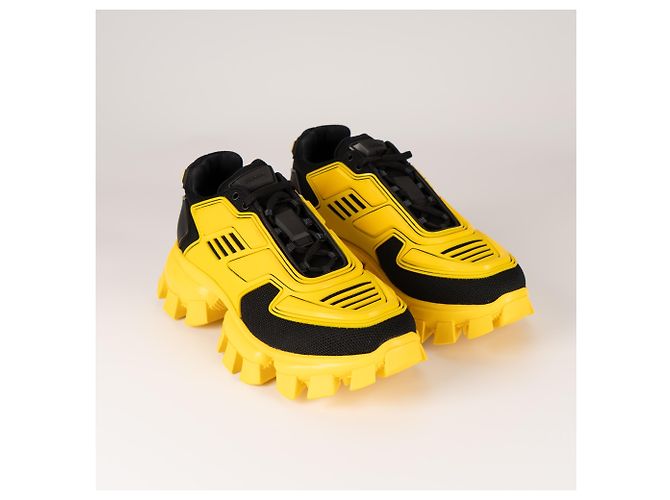 Tênis Cloudbust Thunder Knit Prada Amarelo Preto Masculino EU 39.5 - vista 6