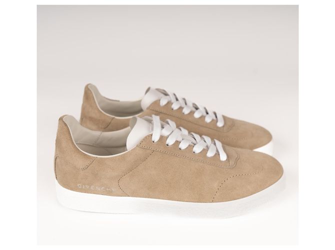 Sneakers basse Givenchy Town in scamosciato Beige Naturale Donna EU 37 / US 7 - vista 7