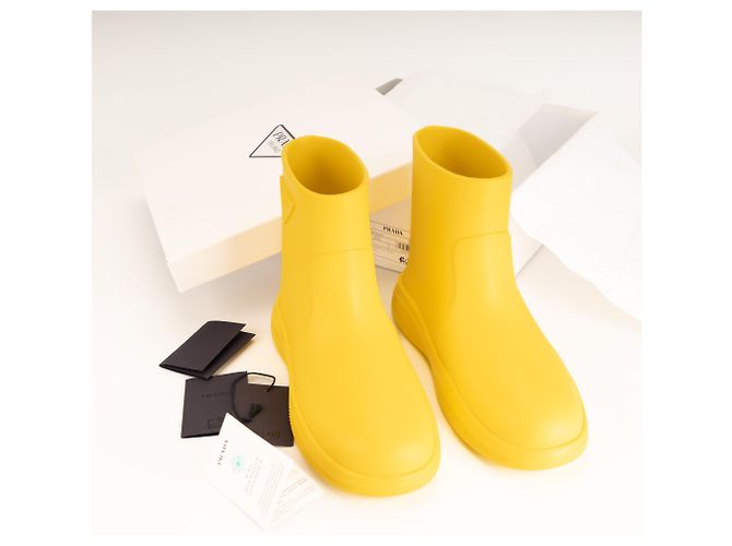 Prada Gummistiefel Pull-On Sunny Yellow Damen EU 41 Gelb - Ansicht 2