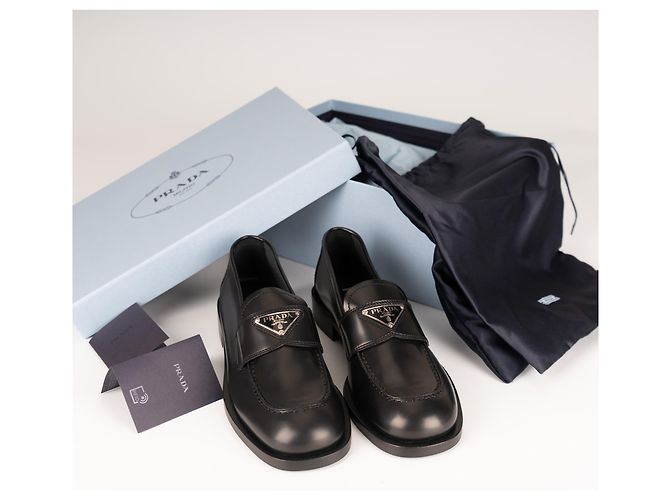 Mocassini in pelle spazzolata non foderati Prada Black Donna EU 37.5 Nero - vista 2