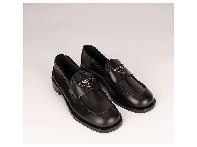 Mocassini in pelle spazzolata non foderati Prada Black Donna EU 37.5 Nero - vista 7