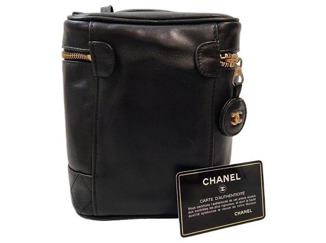 Chanel Bolso Vanity de Cuero Negro - vista 3
