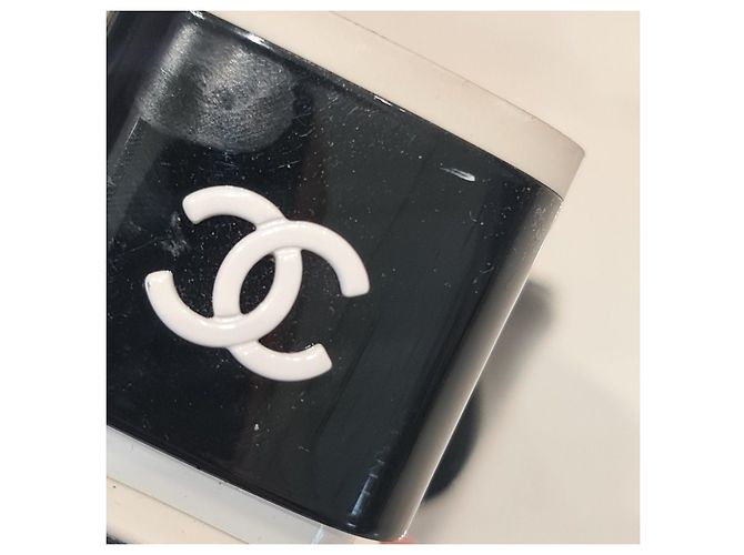 Chanel Mule mit Absatz aus schwarzem Lackleder - Größe 41 Gebraucht - Ansicht 11