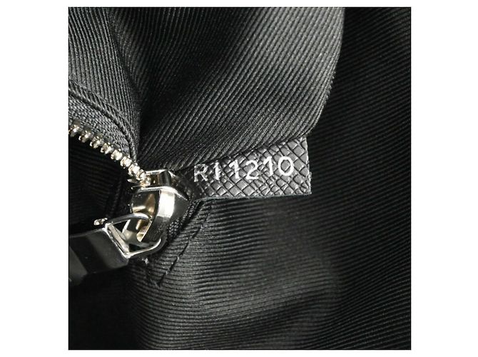 Borsa Tote City Taigarama Monogram Louis Vuitton Nero Monogramma - vista 11