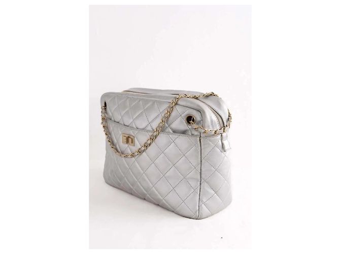 Chanel Silberne Camera Schultertasche - Ansicht 3