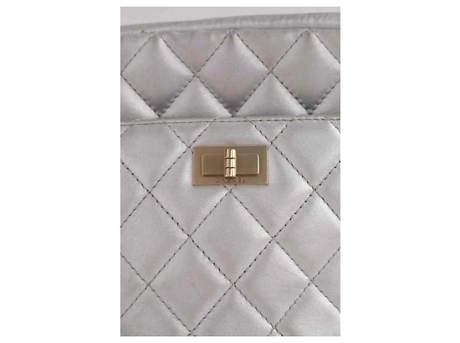 Chanel Silberne Camera Schultertasche - Ansicht 8