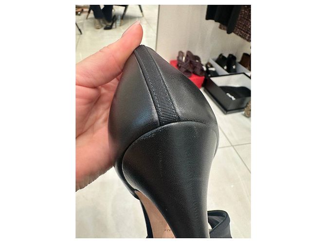 Chanel D'Orsay Pumps aus schwarzem Canvas & Leder Gr. 40 gebraucht - Ansicht 10