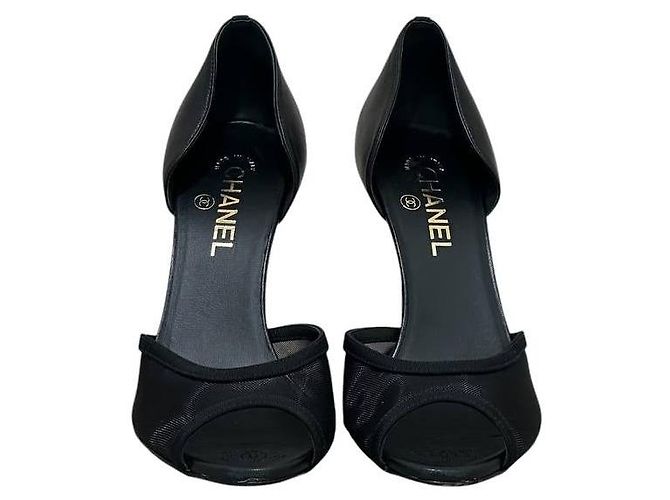 Chanel D'Orsay Pumps aus schwarzem Canvas & Leder Gr. 40 gebraucht - Ansicht 3