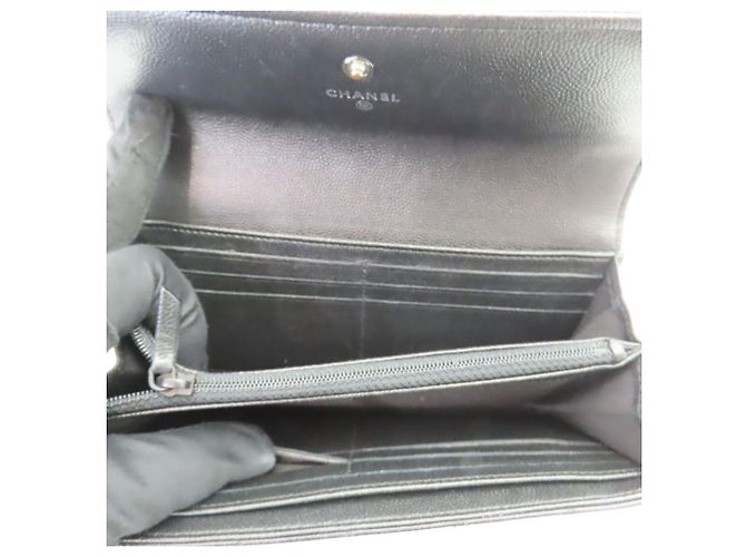 Cartera larga Chanel Boy Chanel Caviar Negro - vista 9