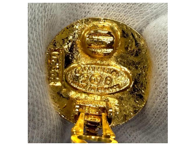Orecchini Chanel Vintage 28 Coco Mark Logo D'oro - vista 7