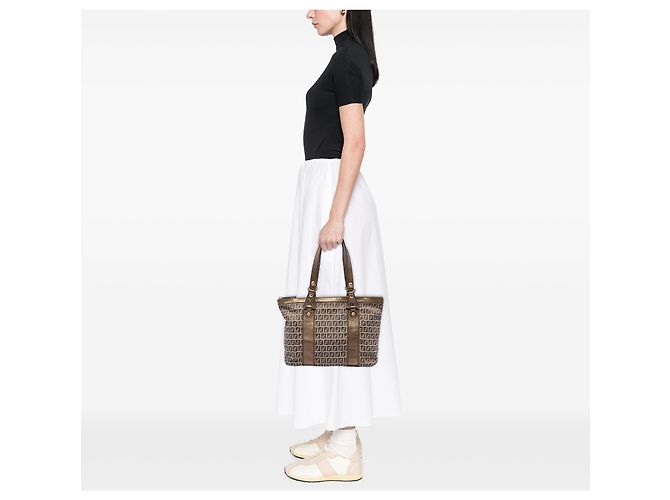 Fendi Zucchino Canvas Tote in Beige - Ansicht 7