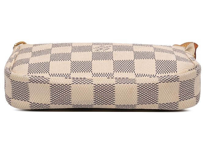 Louis Vuitton Mini Pochette Accessoires Damier Azur bianco - vista 3